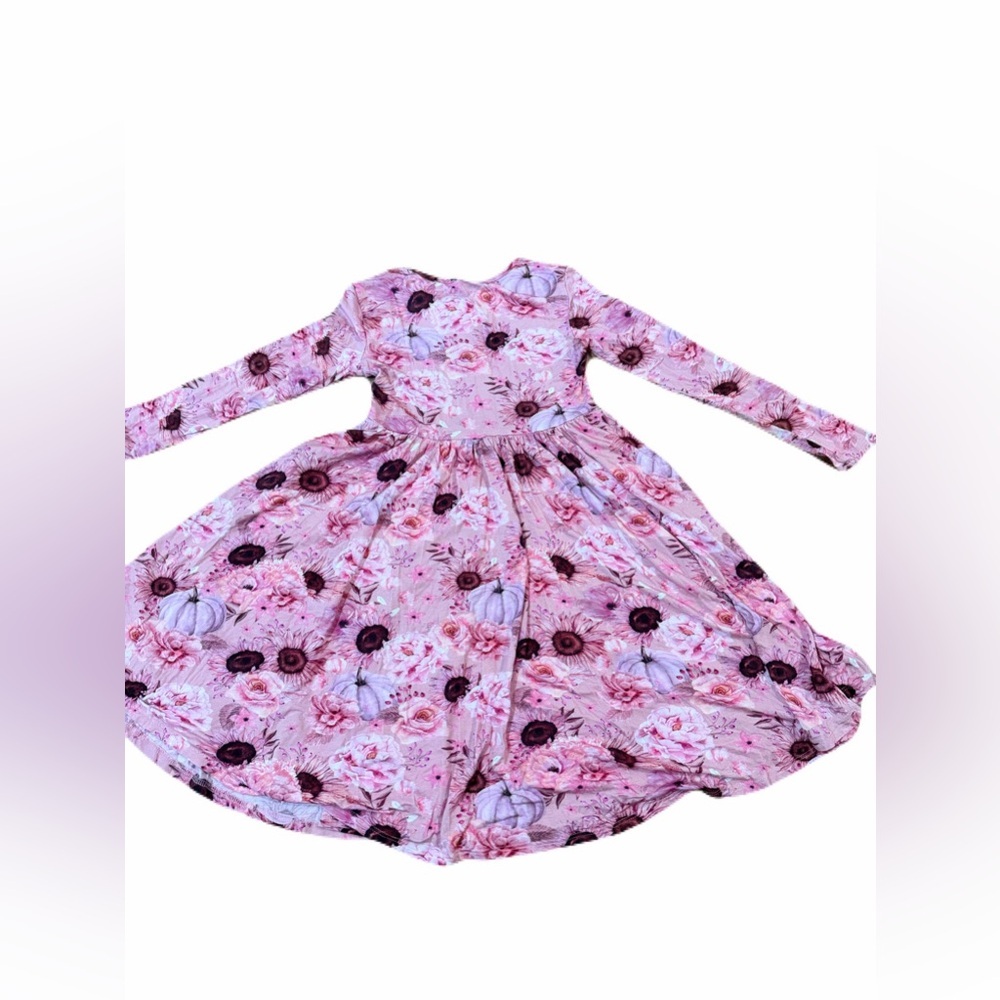 Posh Peanut Liliana Long Sleeve Henley Twirl Dress size 8 bamboo dress , floral - Picture 5 of 5